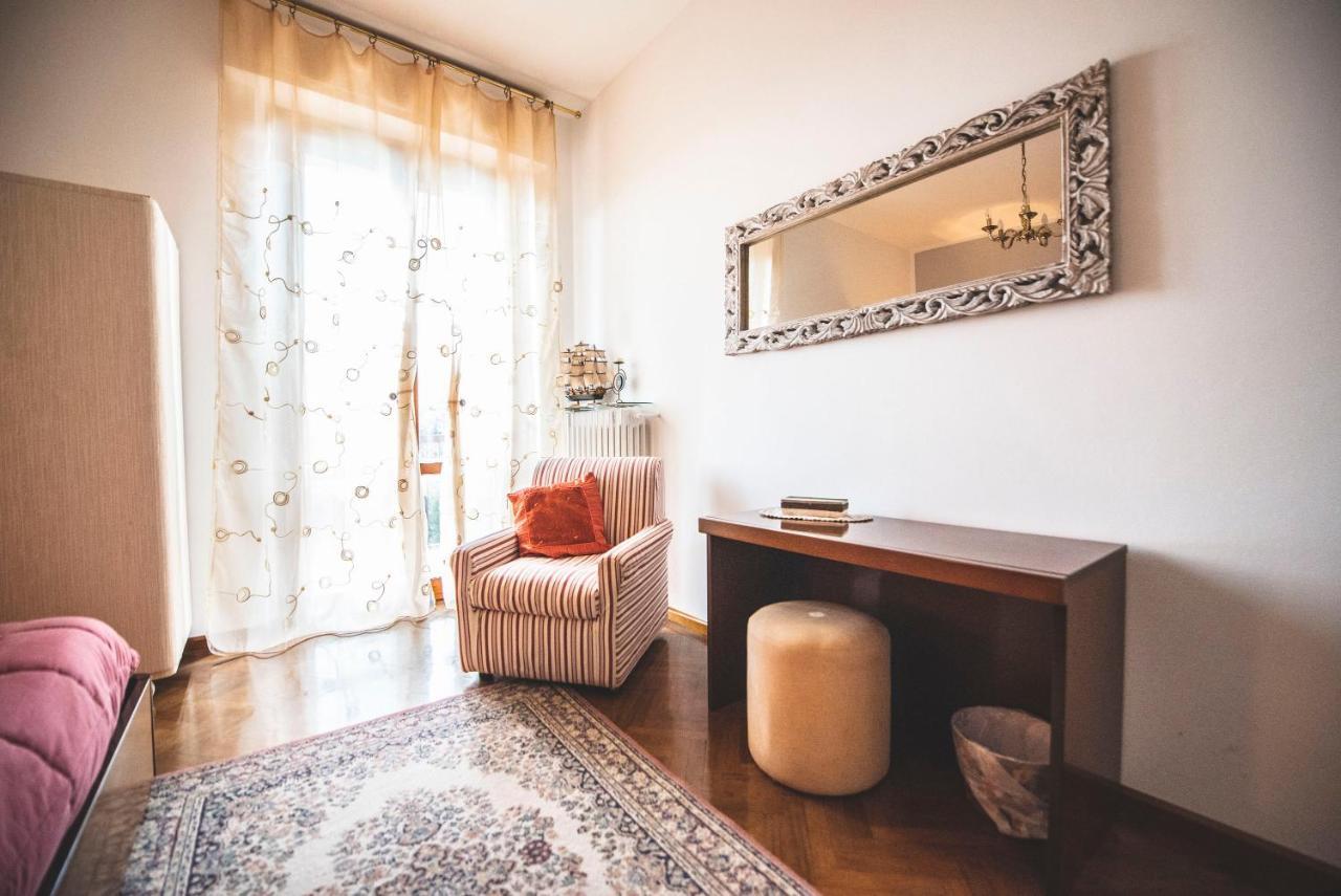 B&B Il Girasole Corciano Bagian luar foto