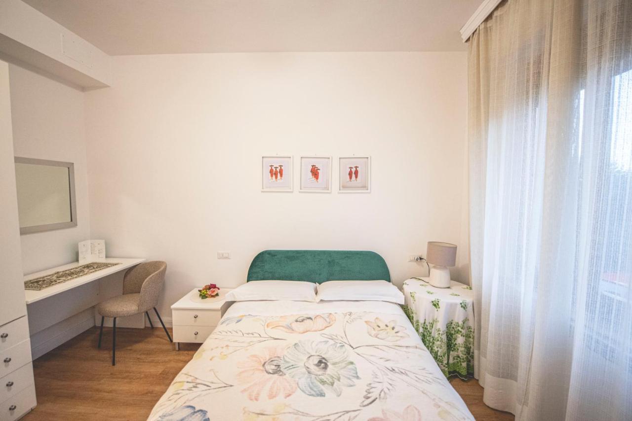 B&B Il Girasole Corciano Bagian luar foto
